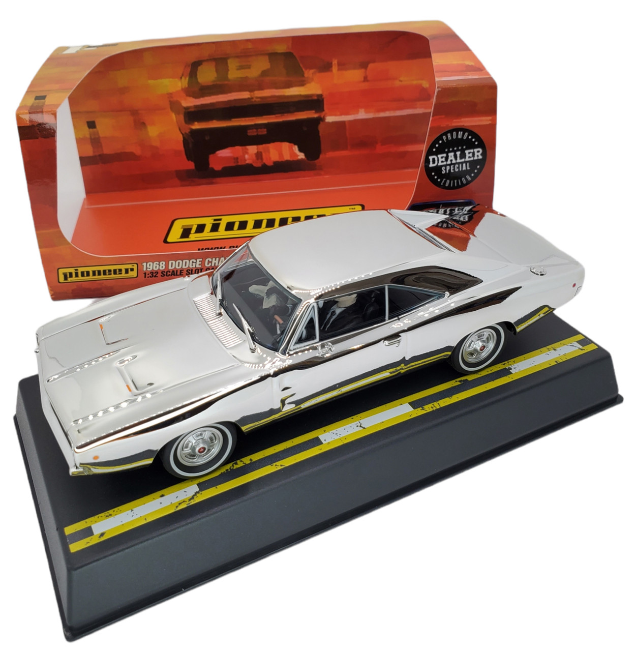 HOT最新作Pioneer 1968 Dodge Charger r/t street muscle　未走行　検）SCALEXTRIC　Hot Wheels　ホットウィール 車体