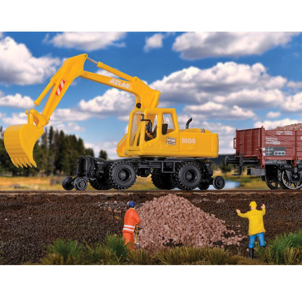 Walthers SceneMaster Hi-Rail Excavator Kit HO Scale