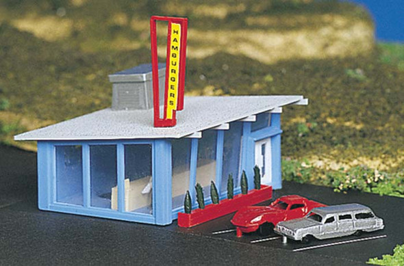 Bachmann 45709 Plasticville Drive In Hamburger Stand Built-Up N Scale