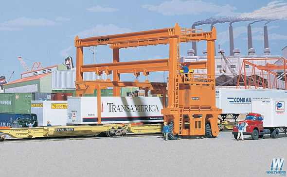 Walthers 933-3122 MI-JACK Translift(R) Intermodal Crane Kit : HO Scale