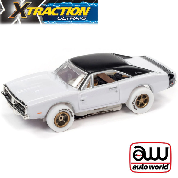 Auto World Xtraction R35 1969 Dodge Charger iWheels HO Scale Slot Car
