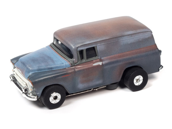 Auto World Thunderjet 1957 Chevrolet Suburban Rusted HO Scale Slot Car