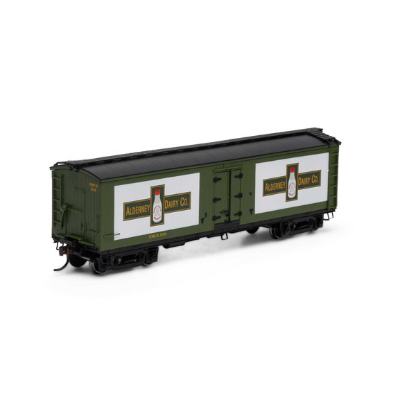 Athearn ATH84718 40' Wooden Milk Car - Alderney Dairy #109 Freight Cars HO Scale