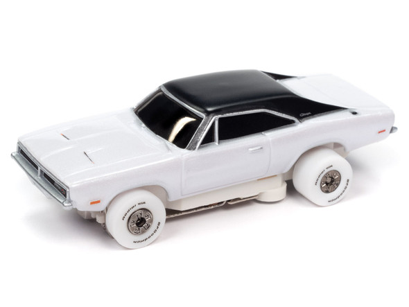 Auto World Thunderjet 1969 Dodge Charger iWheels HO Scale Slot Car
