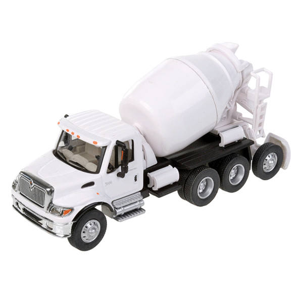 Walthers International (R) 7600 3-Axle Cement Mixer - White HO Scale