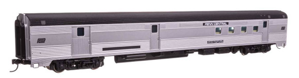 Walthers 910-30319 85' Budd Baggage-Railway RTR Penn Central Passenger Car HO Scale