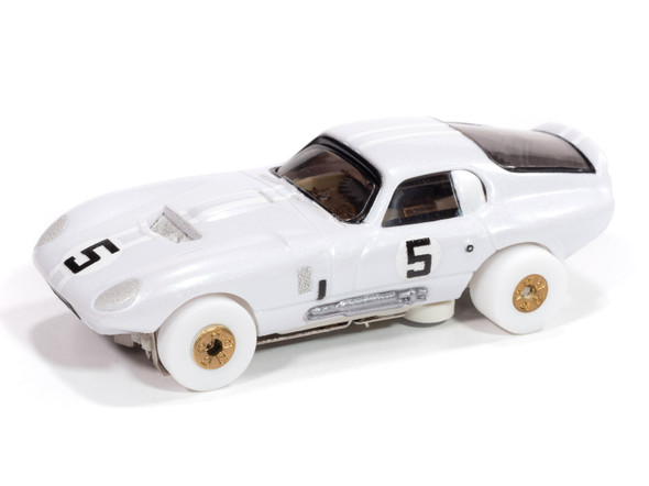Auto World Thunderjet 1965 Shelby Cobra Daytona Coupe iWheels HO Slot Car
