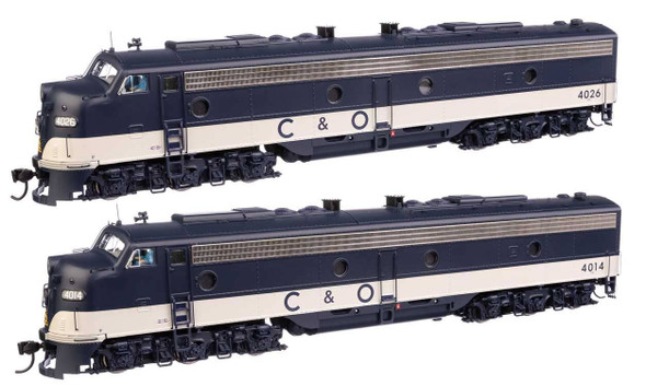 Walthers 920-49911 EMD E8 A-A - Standard DC Chesapeake & Ohio #4014 & 4026