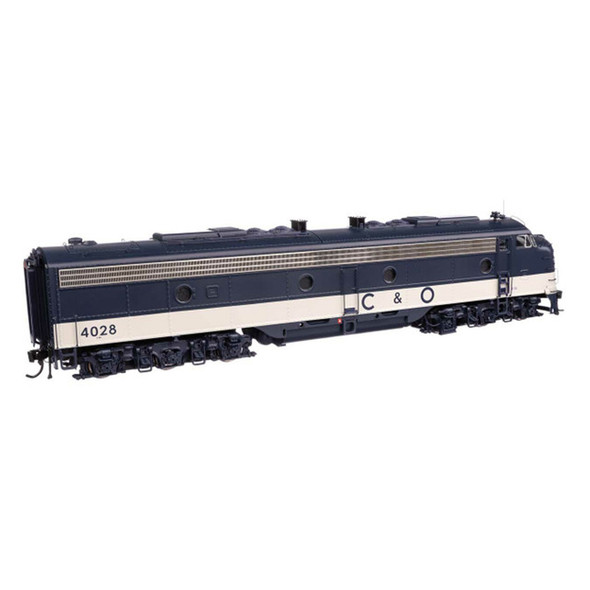 Walthers 920-49913 EMD E8A Standard DC Chesapeake & Ohio Locomotive #4028
