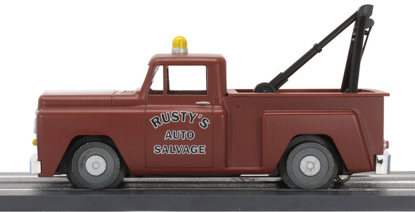 Bachmann 42748 Williams E-Z Street® Vehicle Tow Truck - Rusty's Auto Salvage O Scale