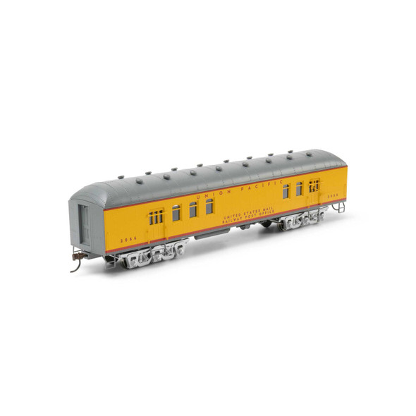 Athearn ATH73026 RTR Arch Roof RPO Car - Union Pacific #2066 HO Scale