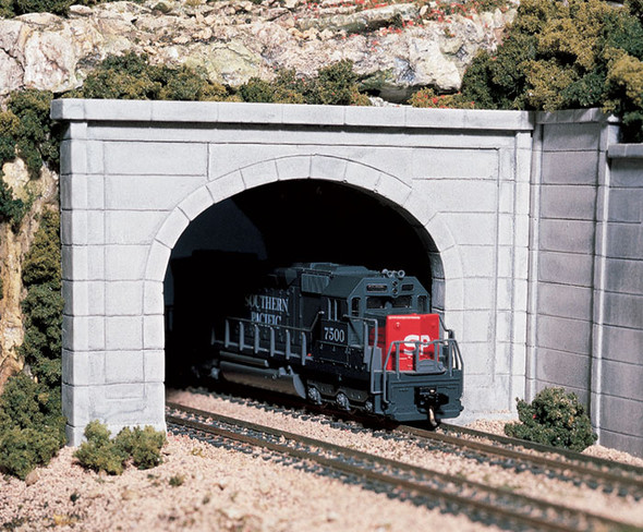 Woodland Scenics N Scale Tunnel Concrete Double Portal (2) C1156