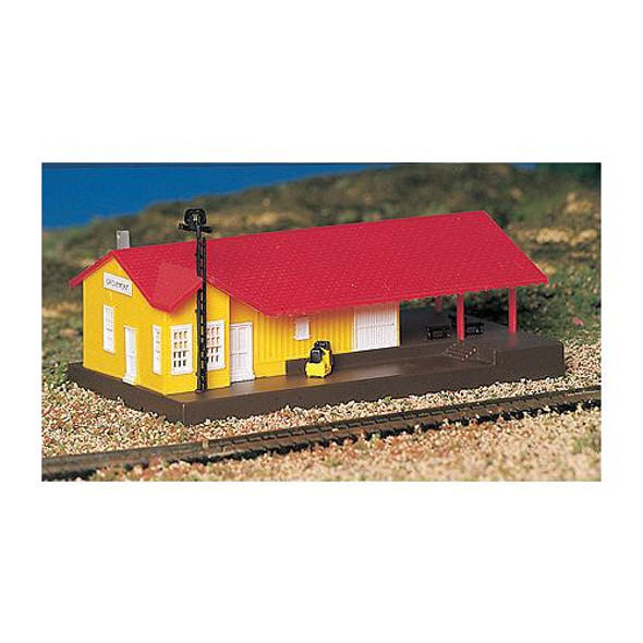 Bachmann 45907 Freight Station Built-Up N Scale Train Building