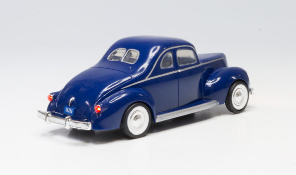 Woodland Scenics Just Plug JP5978  Lighted Vehicle - Blue Coupe - O Scale