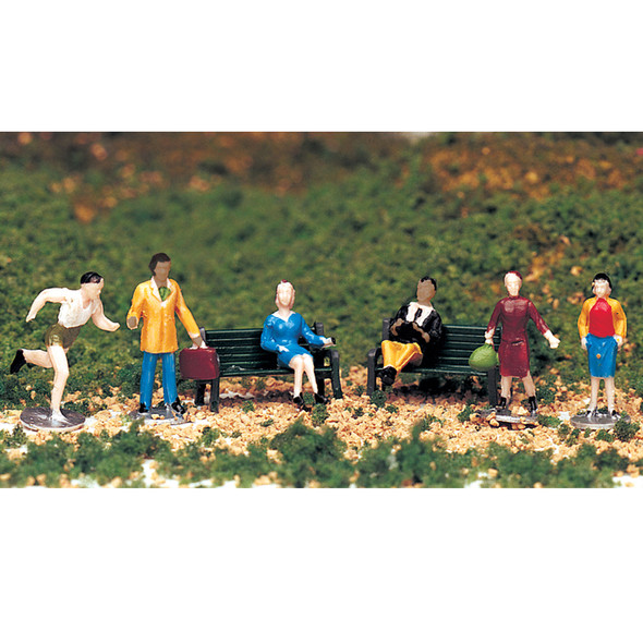 Bachmann 42339 People At Leisure (6) HO Scale