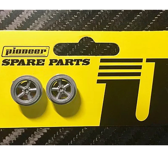 Pioneer WH201315 American Racing Torq Thrust Rear Wheels Chromed (2) 1/32 Slot Car