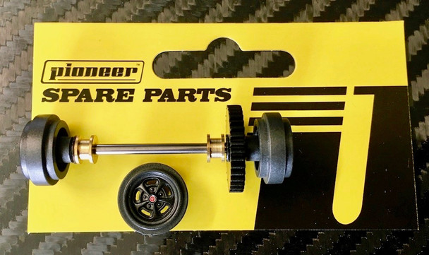 Pioneer Rear Axle Assembly No Tires Mag 500 Wheels Grey 1/32 Slot Car