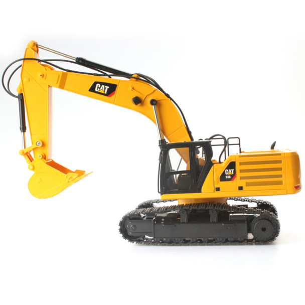 Diecast Masters CAT 25001 1/24 RC 336 Hydraulic Excavator RTR w/ Radio/Battery