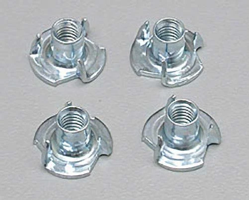 Dubro 347 Blind Nuts 8-32 (4)
