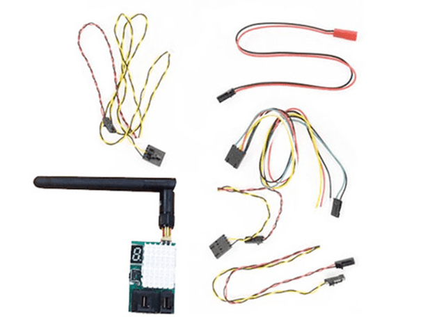 FLYSIGHT 5.8 GHZ 32 CHANNEL VIDEO TRANSMITTER WITH ANTENNA / CABLES - 200MW