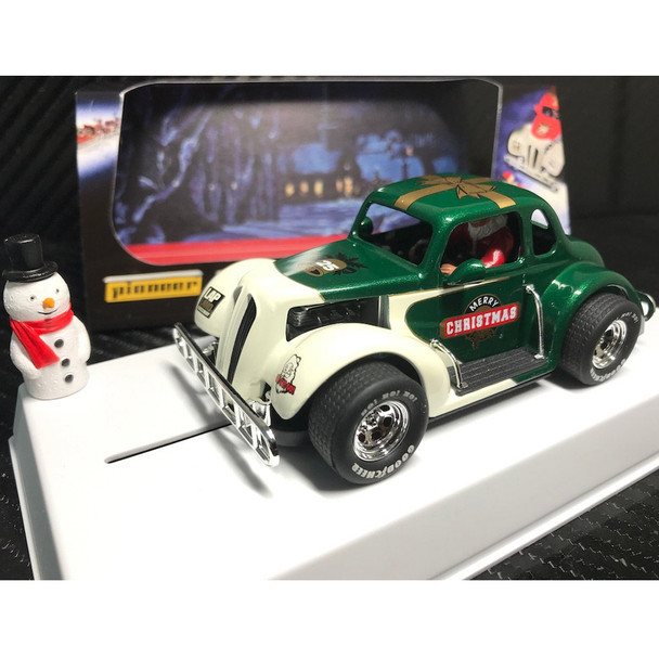 Pioneer P137 Santa Legends Racer '37 Dodge Coupe Green/White Slot Car 1/32 Scalextric DPR