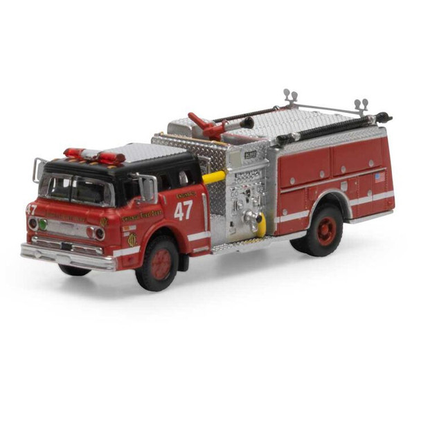Athearn 10299 - Ford C Fire Truck - Chicago Fire Dept. #47 - N Scale