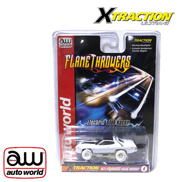 Auto World Xtraction Flamethrower R33 1971 Plymouth Road Runner iWheels HO Slot Car
