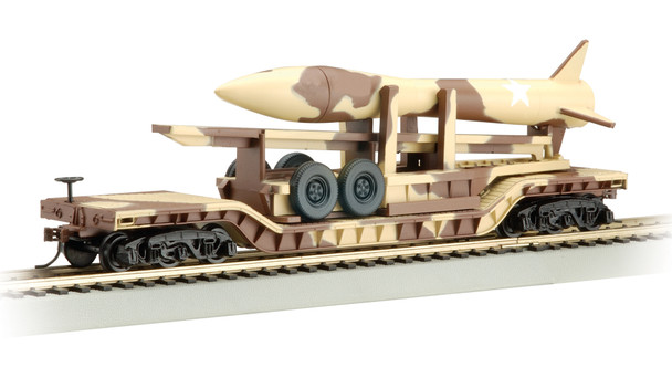 Bachmann 18340 52' Center-Depressed Flat Car - Desert Camouflage w/ Missile HO Scale