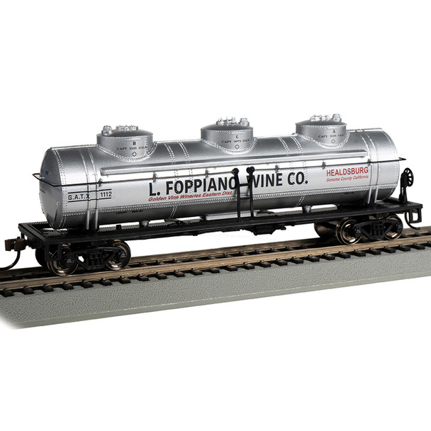 Bachmann 17114 40' Three-Dome Tank Car - L. Foppiano Wine Co. #1112 HO Scale