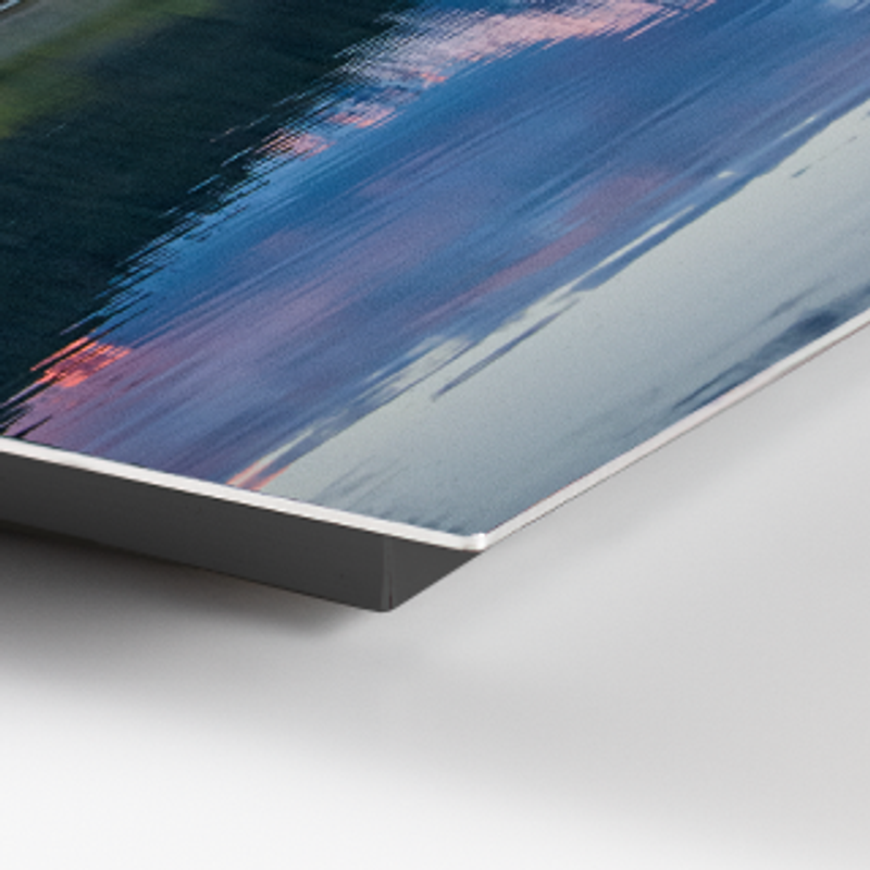 Open High-Definition Metal Prints