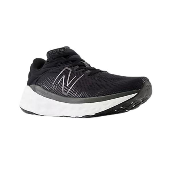 New Balance M840FV1