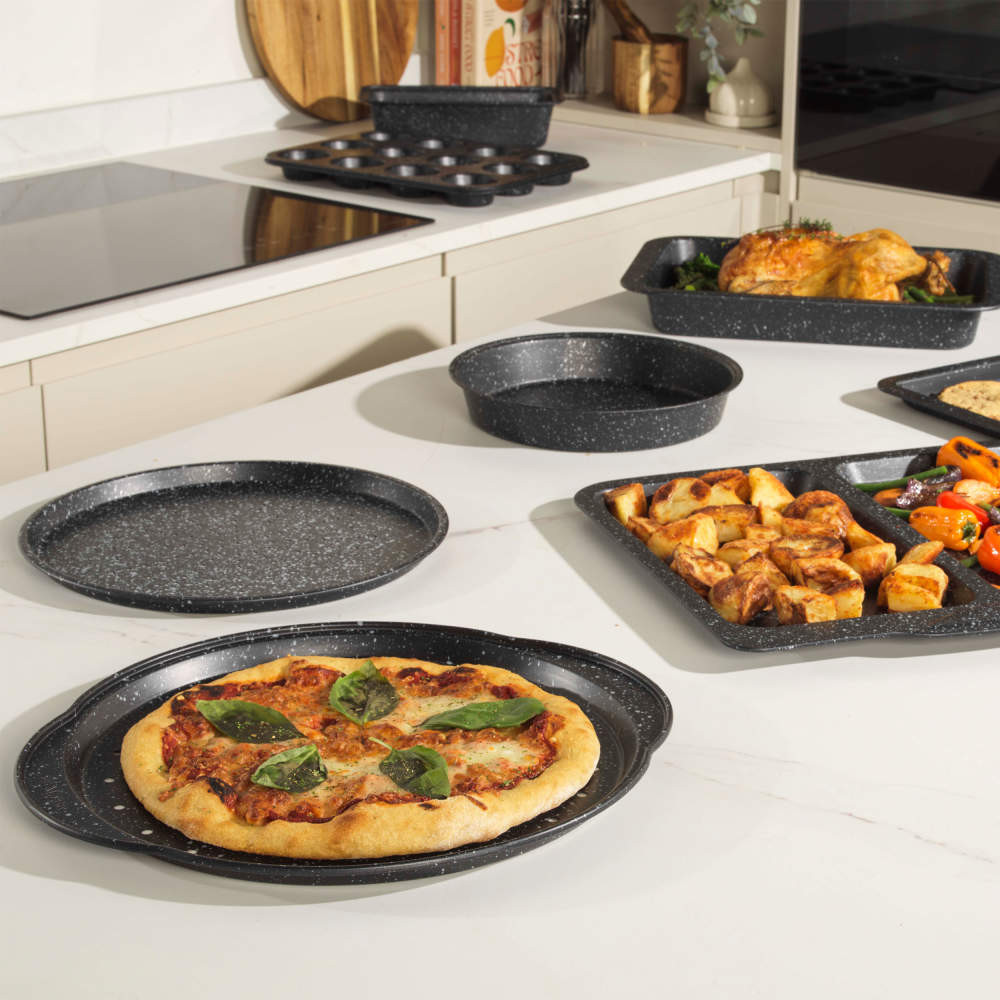 Megastone Non Stick Pizza Oven Tray 29cm Black - Main Image