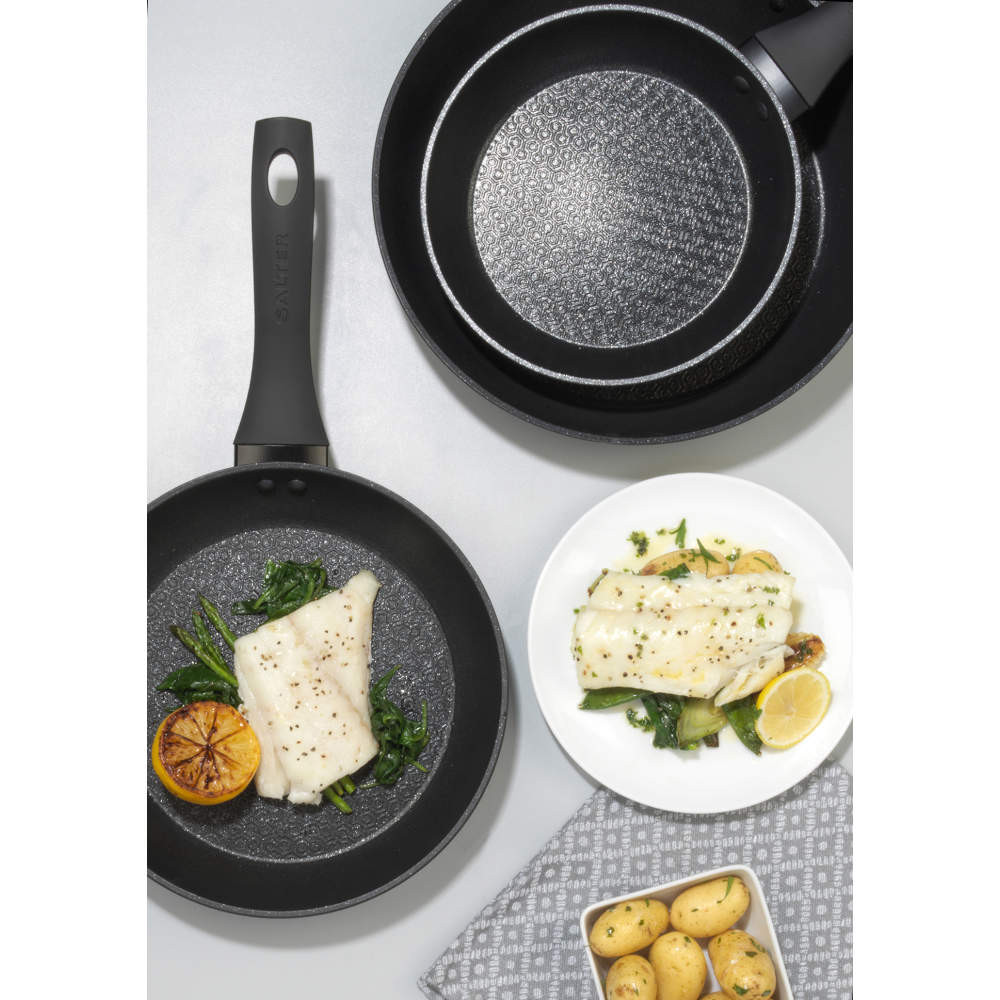 ZERO FRYING PAN 24cm 箱付き ZERO FRYING PAN 24cm 箱付き