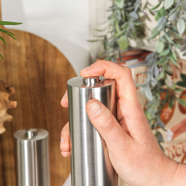 Electric Salt & Pepper Mills - Stainless Steel - Silver - 7522 SSTUR15 - Salter - 5054061449549