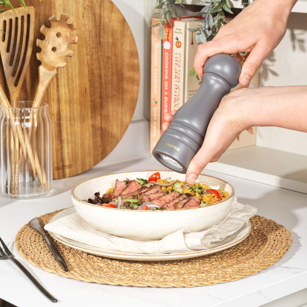 Olea Salt & Pepper Mill - Charcoal - Black - BW12029CEU7 - Salter - 5054061439908