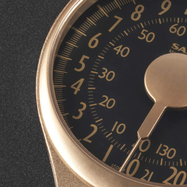 Speedo Mechanical Bathroom Scale - Gold Speedo Mechanical Bathroom Scale - Gold