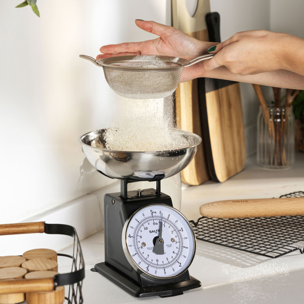 Timeless Mechanical Kitchen Scale