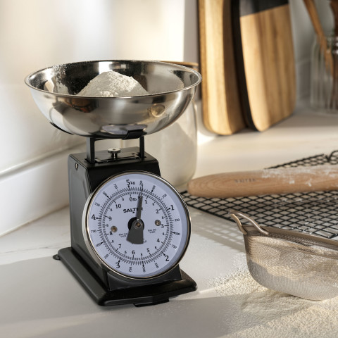 Timeless Mechanical Kitchen Scale