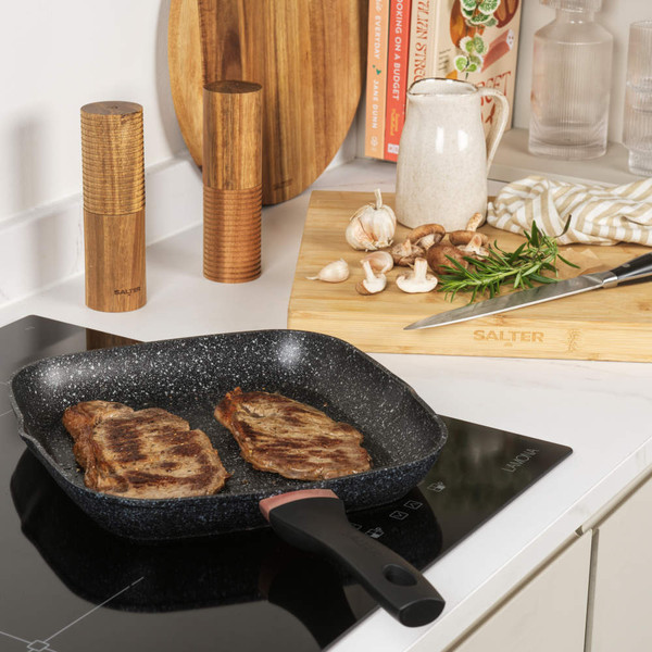 Megastone Thermo Collar 28cm Griddle Pan - Silver - BW10702BRMFOB - Salter - 5054061426625