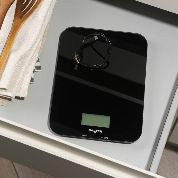 Black Salter digital kitchen scale weighing bowl, display shows 539 grams