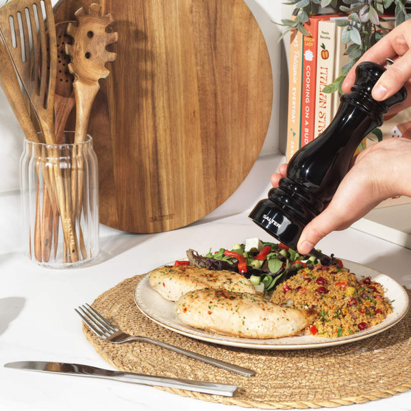 Chester Salt & Pepper Mill – Black - Charcoal - BW13676EU7 - Salter - 5054061559910