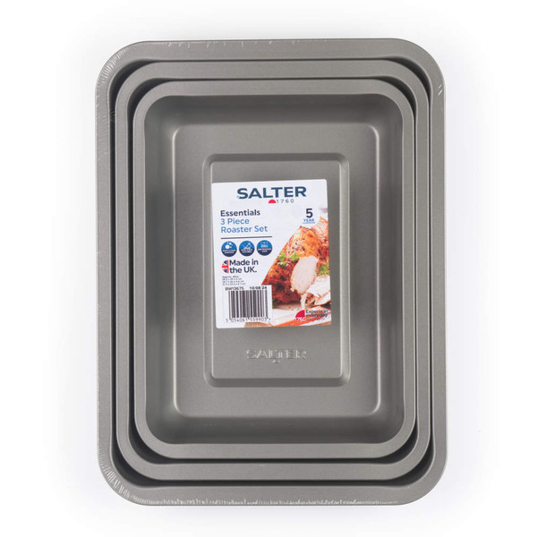 Top view of Salter Essentials roasting trays in 31cm, 35cm, and 39cm sizes Top view of Salter Essentials roasting trays in 31cm, 35cm, and 39cm sizes