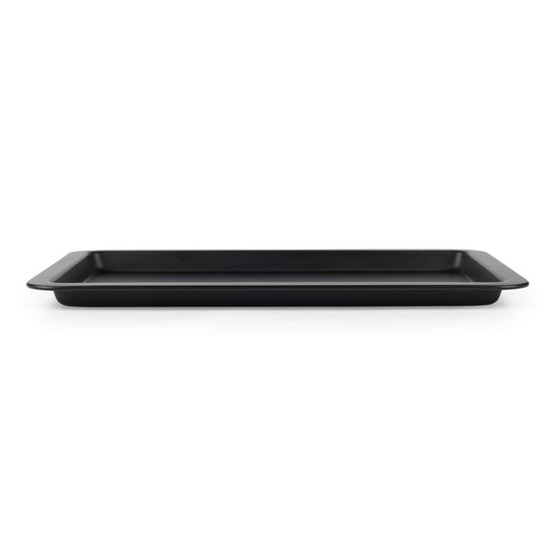Black non-stick roasting tray, rectangular, side view