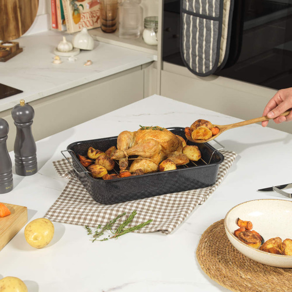 Vitreous Enamel 32cm Roaster & Rack