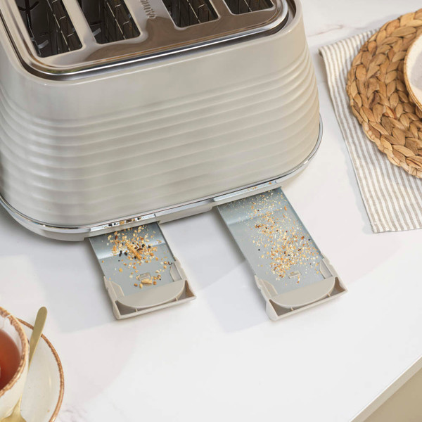 Four-slice taupe toaster with ribbed design, Salter branding, front view.