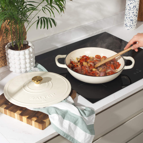 Chester 30cm Shallow Cast Iron Casserole Pot – Cream