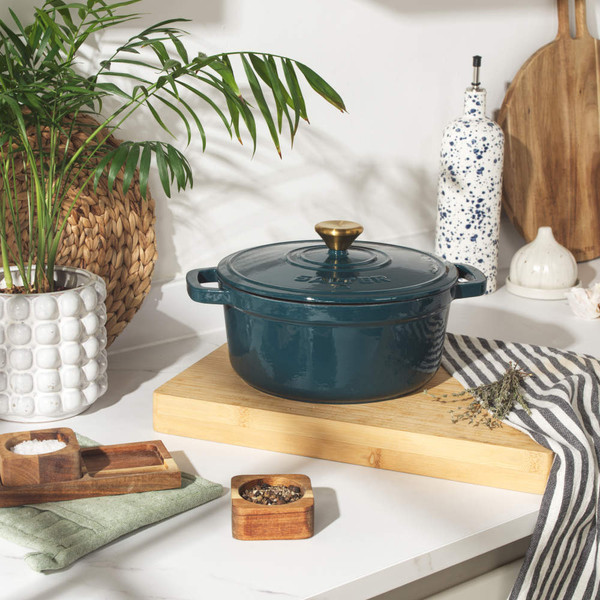 Chester 24cm Cast Iron Casserole Pot - Green | PFAS-free