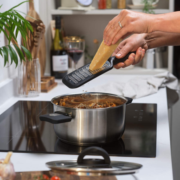 Expert Grater – Black Expert Grater – Black