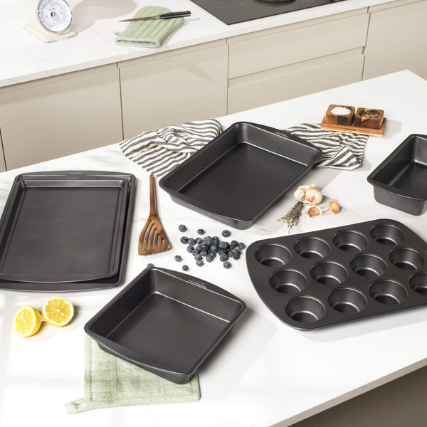 Recycled Baking Tray Set – 100% Recycled Carbon Steel Bakeware
