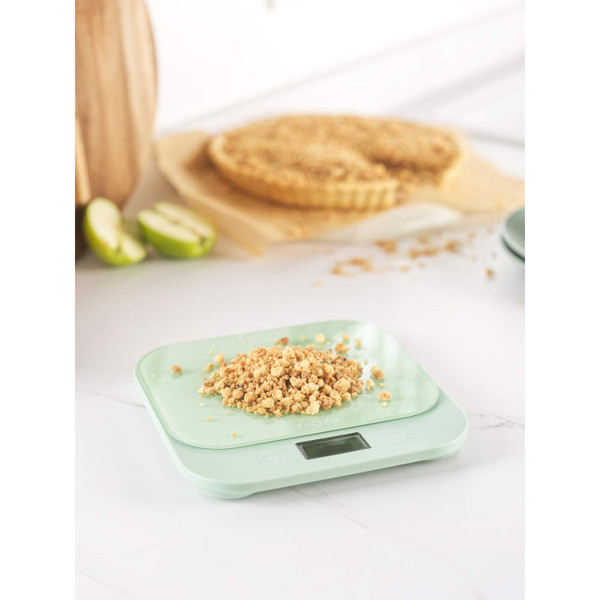 British Bakes Stand Mixer, Scale & Bakeware - Green